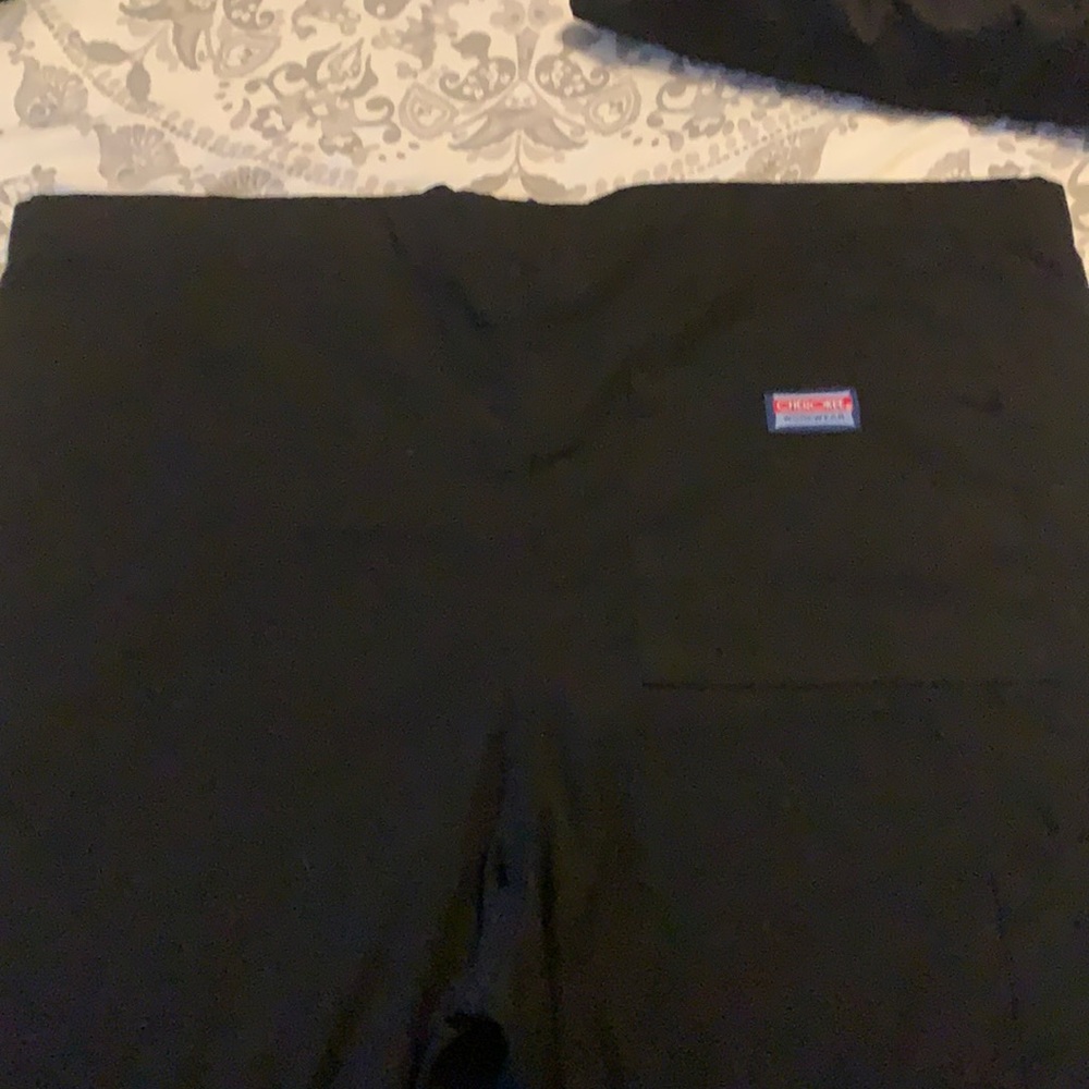 Black scrubs 🖤